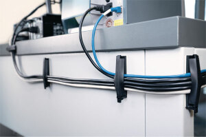 Fixador autoadesivo FKH: ideal para cabos flat de computador e eletrodomésticos.